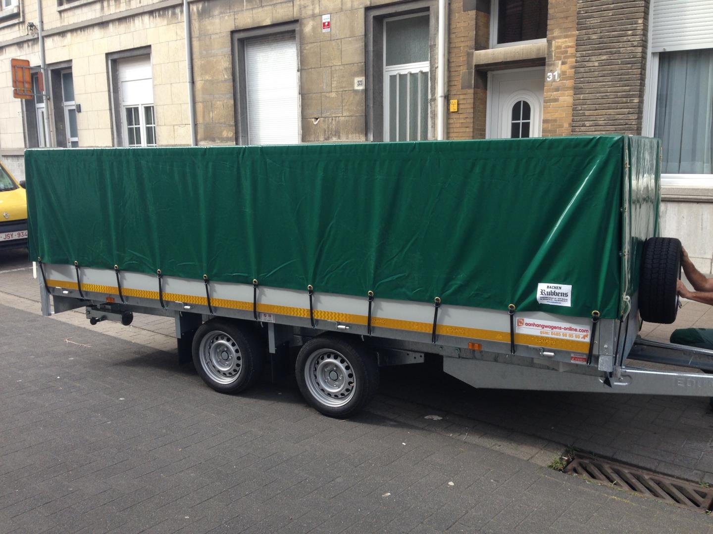 Remorquezeil op maat voor aanhangwagen, realisatie 5 door Dekzeilen Rubbens