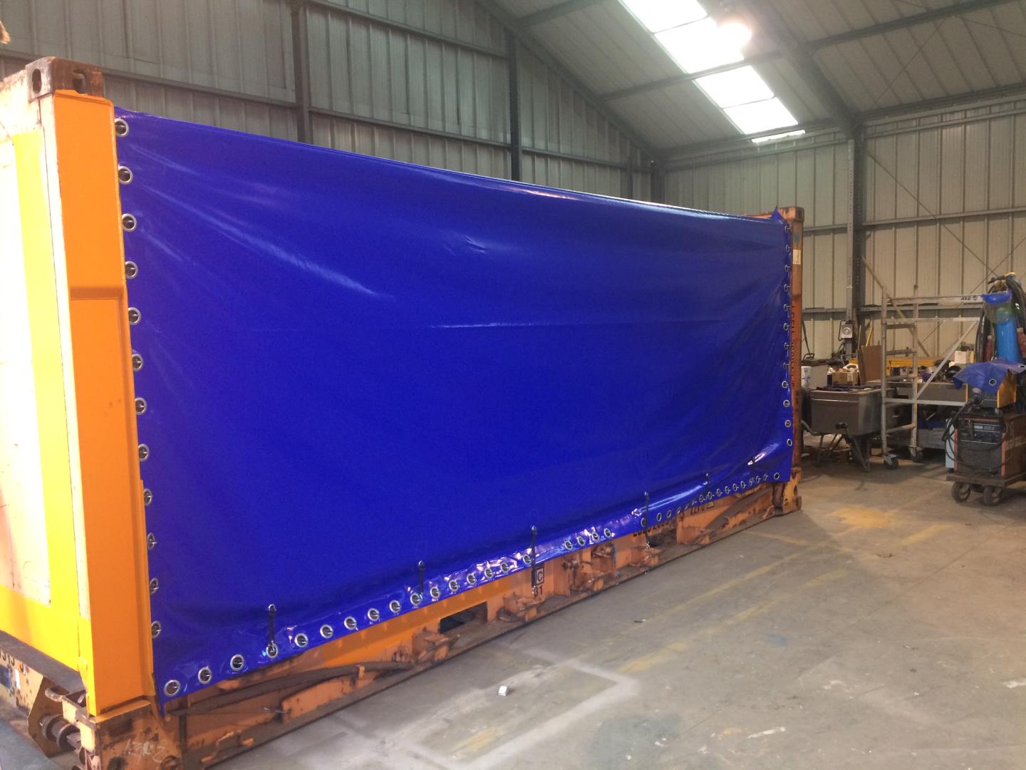 Containerzeil op maat, realisatie 2 door Dekzeilen Rubbens